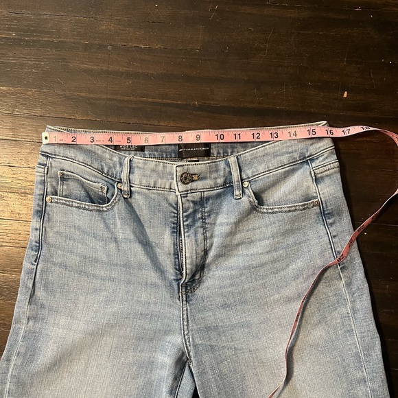 White House Black Market High Rise Wide Leg Jeans - Picture 4 of 6